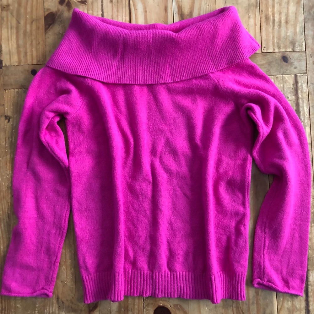 NWOT Anthropologie off the shoulder Pink Sweater S